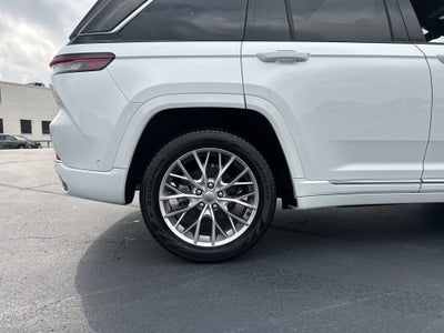 2023 Jeep Grand Cherokee Summit