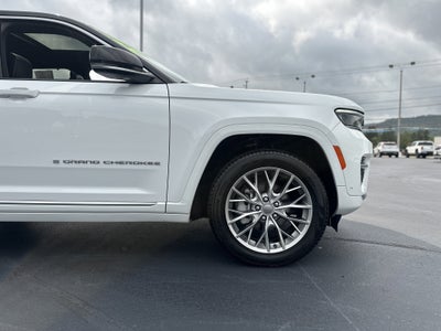2023 Jeep Grand Cherokee Summit