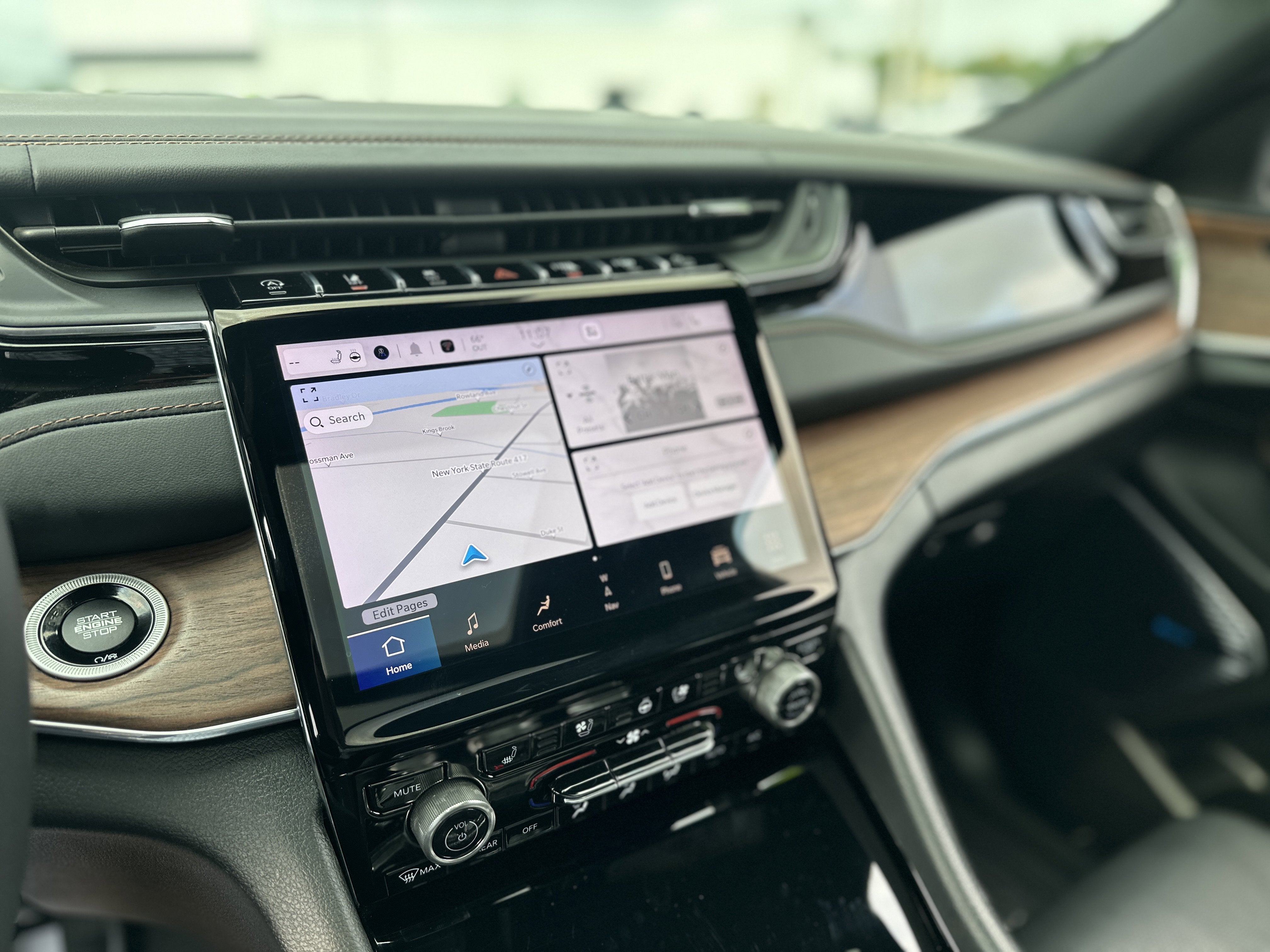 2023 Jeep Grand Cherokee Summit