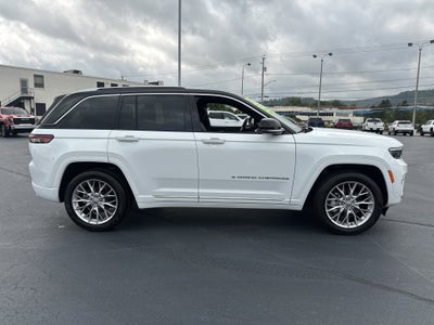 2023 Jeep Grand Cherokee Summit