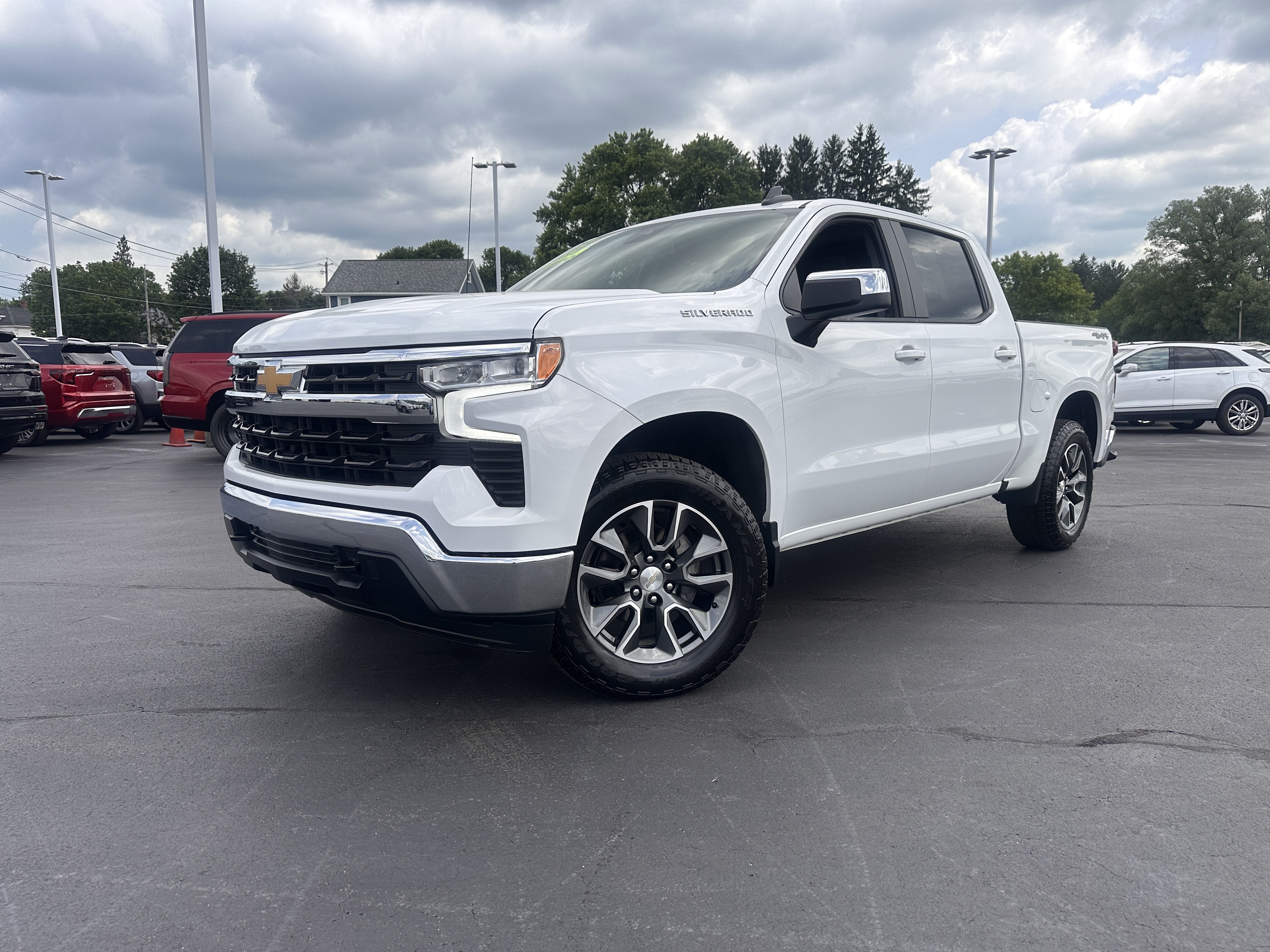 2023 Chevrolet Silverado 1500 LT (2FL)