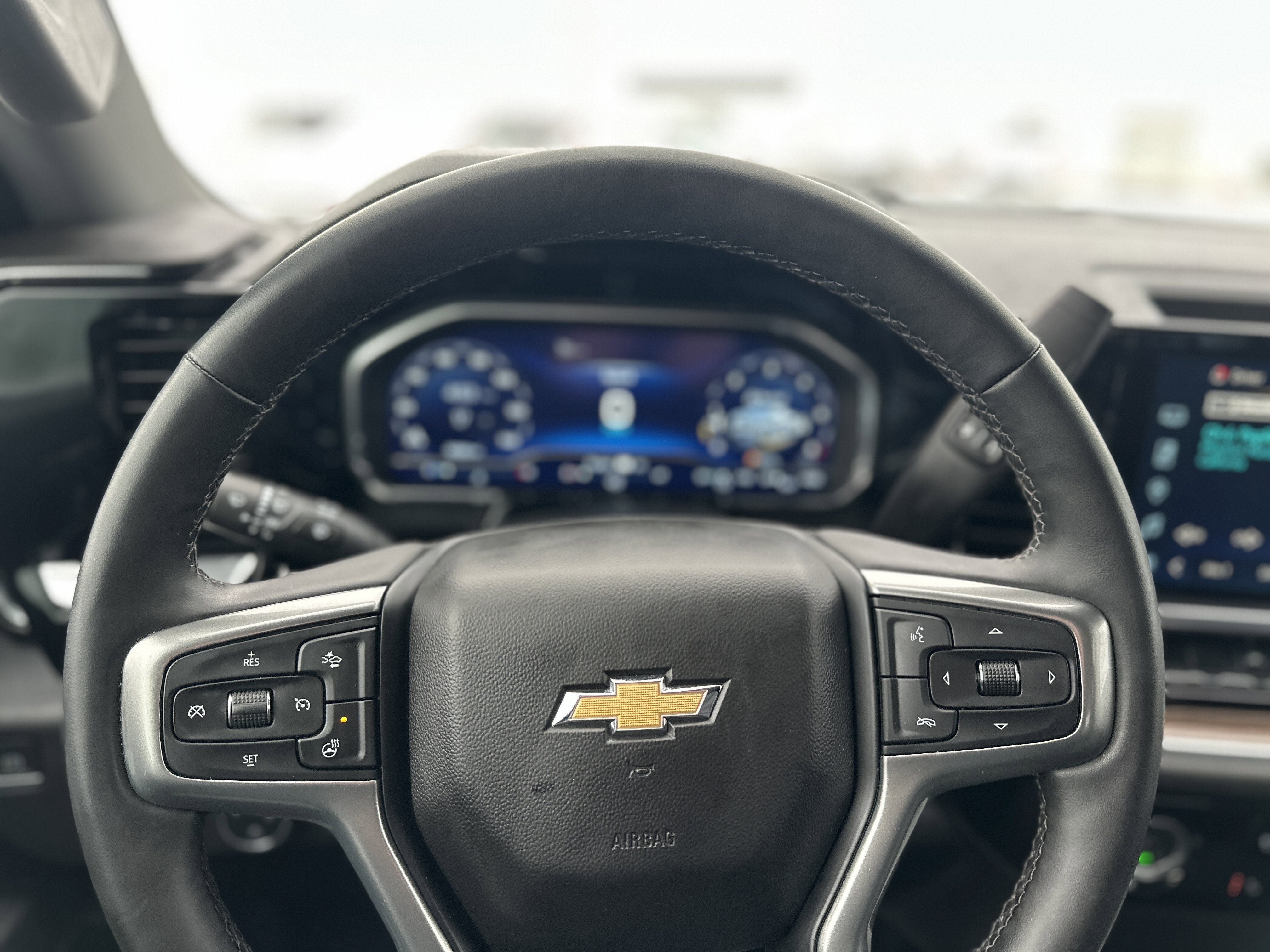 2023 Chevrolet Silverado 1500 LT (2FL)