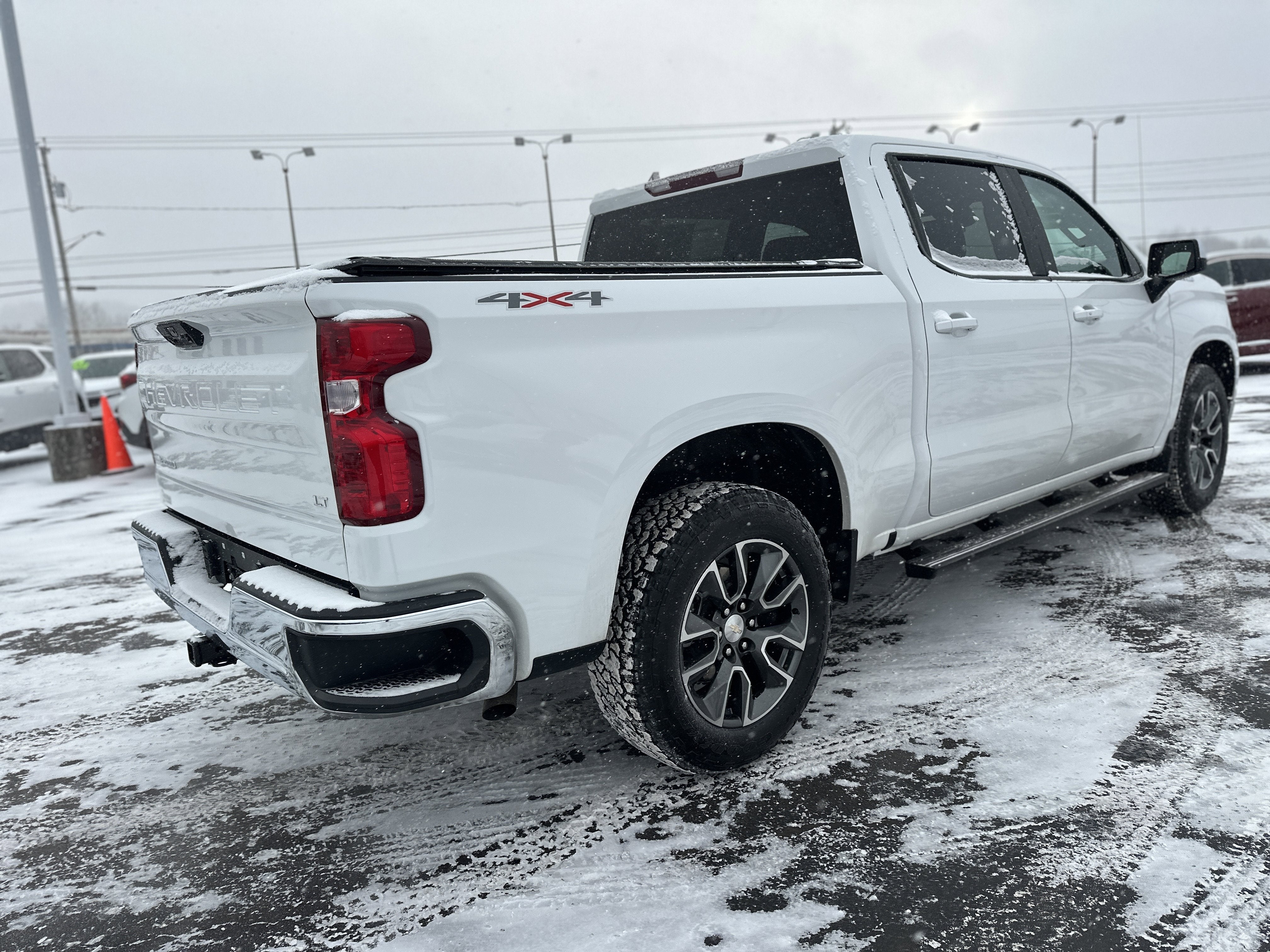 2023 Chevrolet Silverado 1500 LT (2FL)