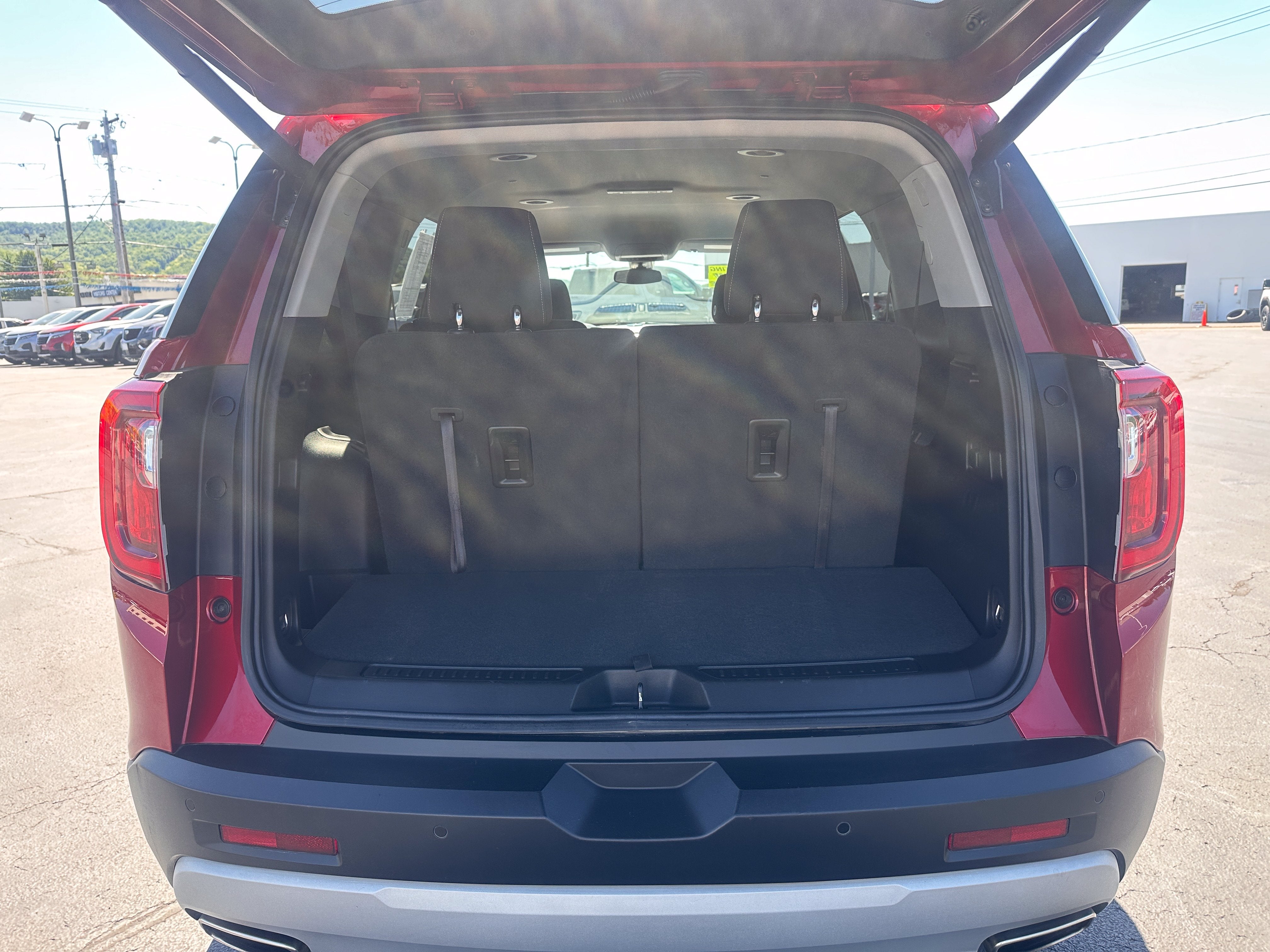 2023 GMC Acadia SLE