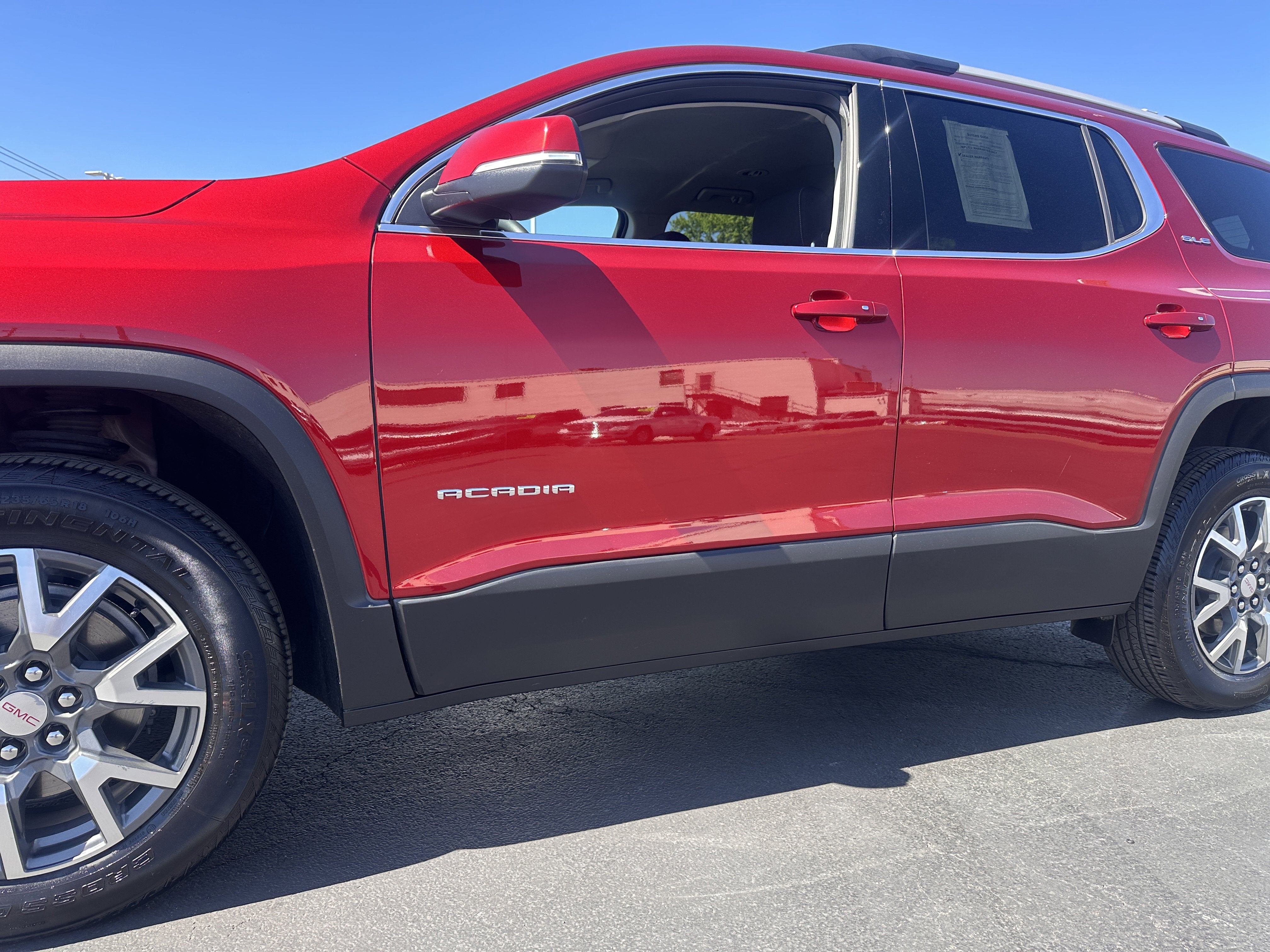 2023 GMC Acadia SLE