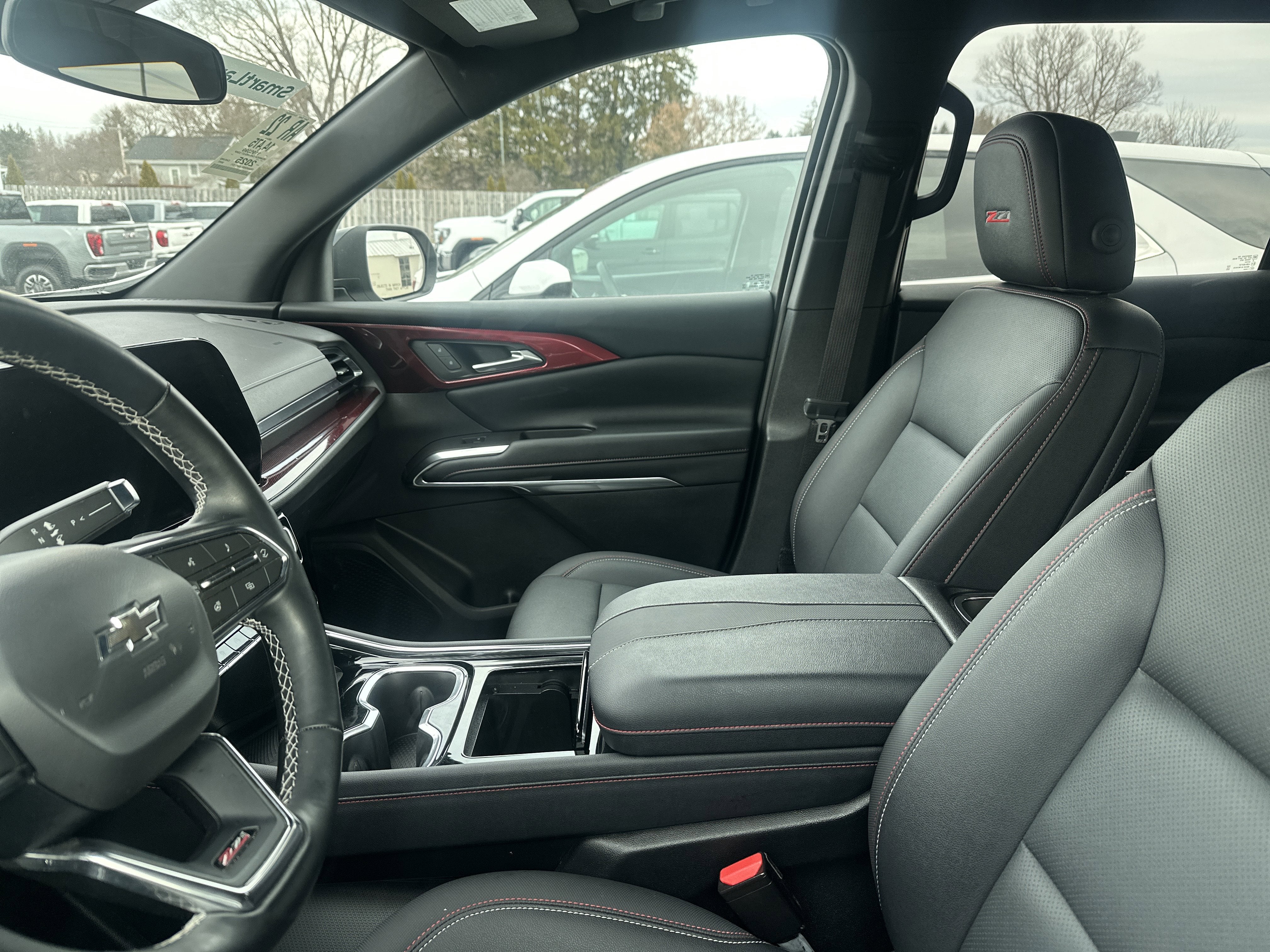 2025 Chevrolet Traverse Z71