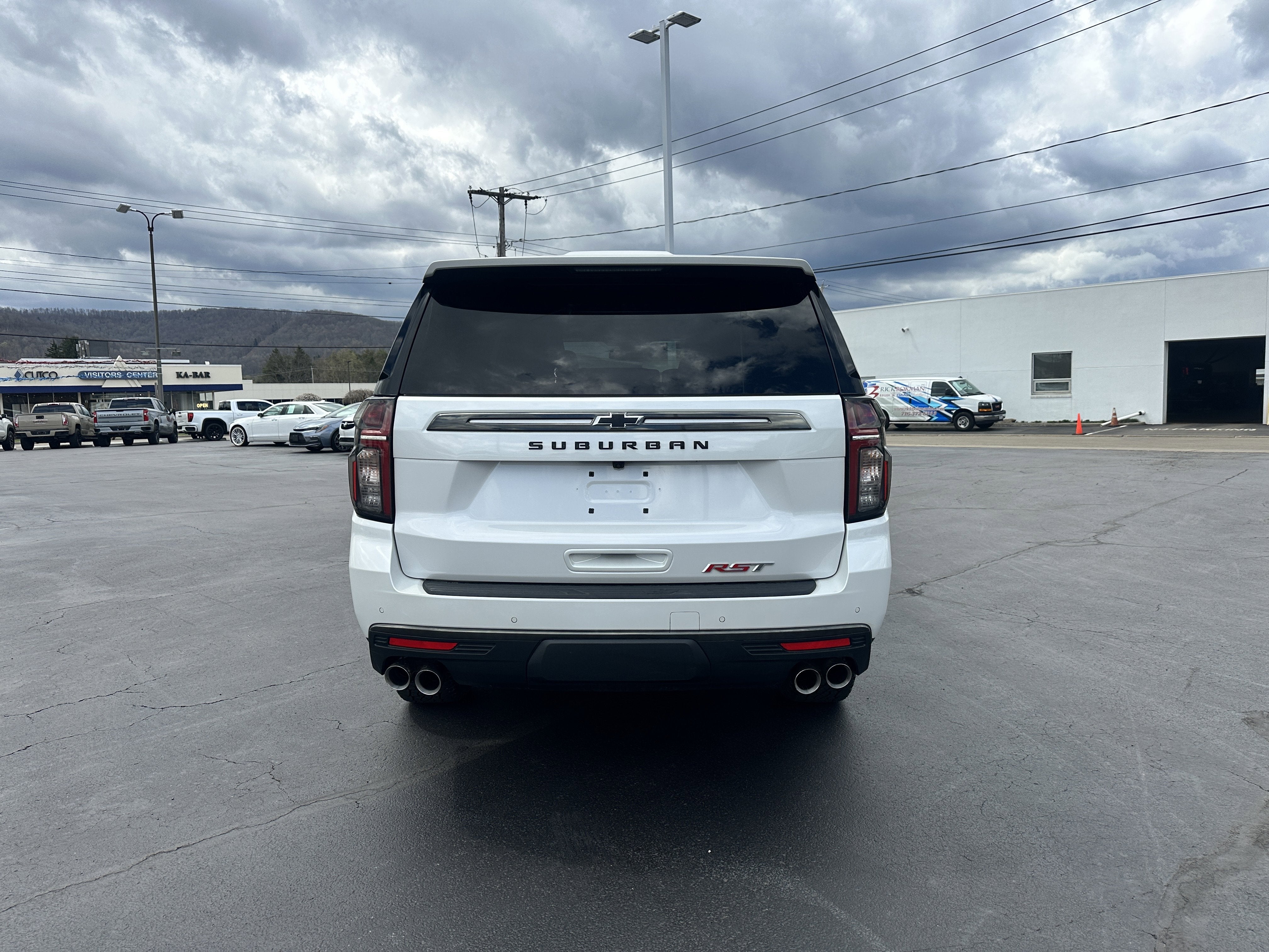 2022 Chevrolet Suburban RST