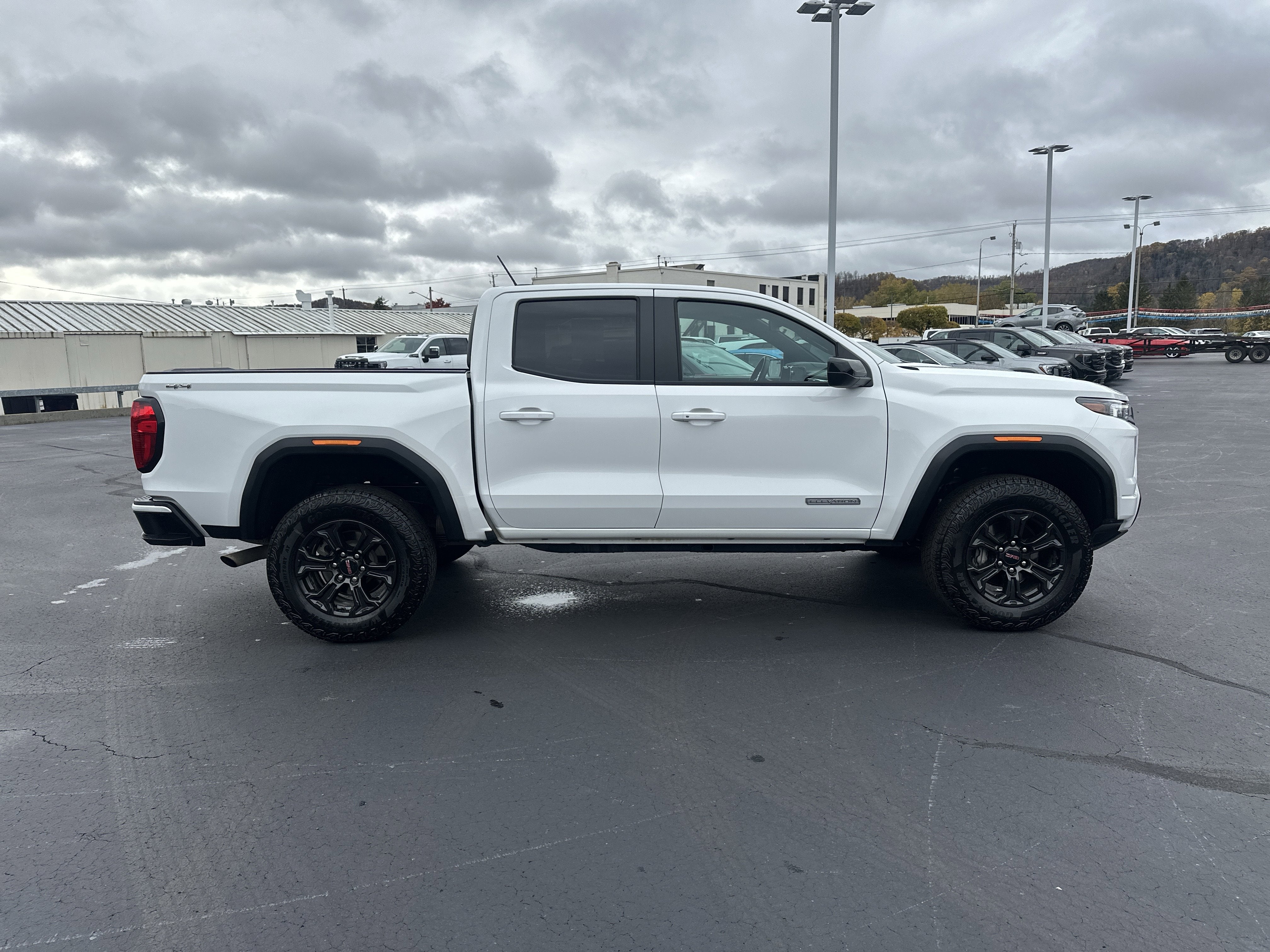 2024 GMC Canyon Elevation