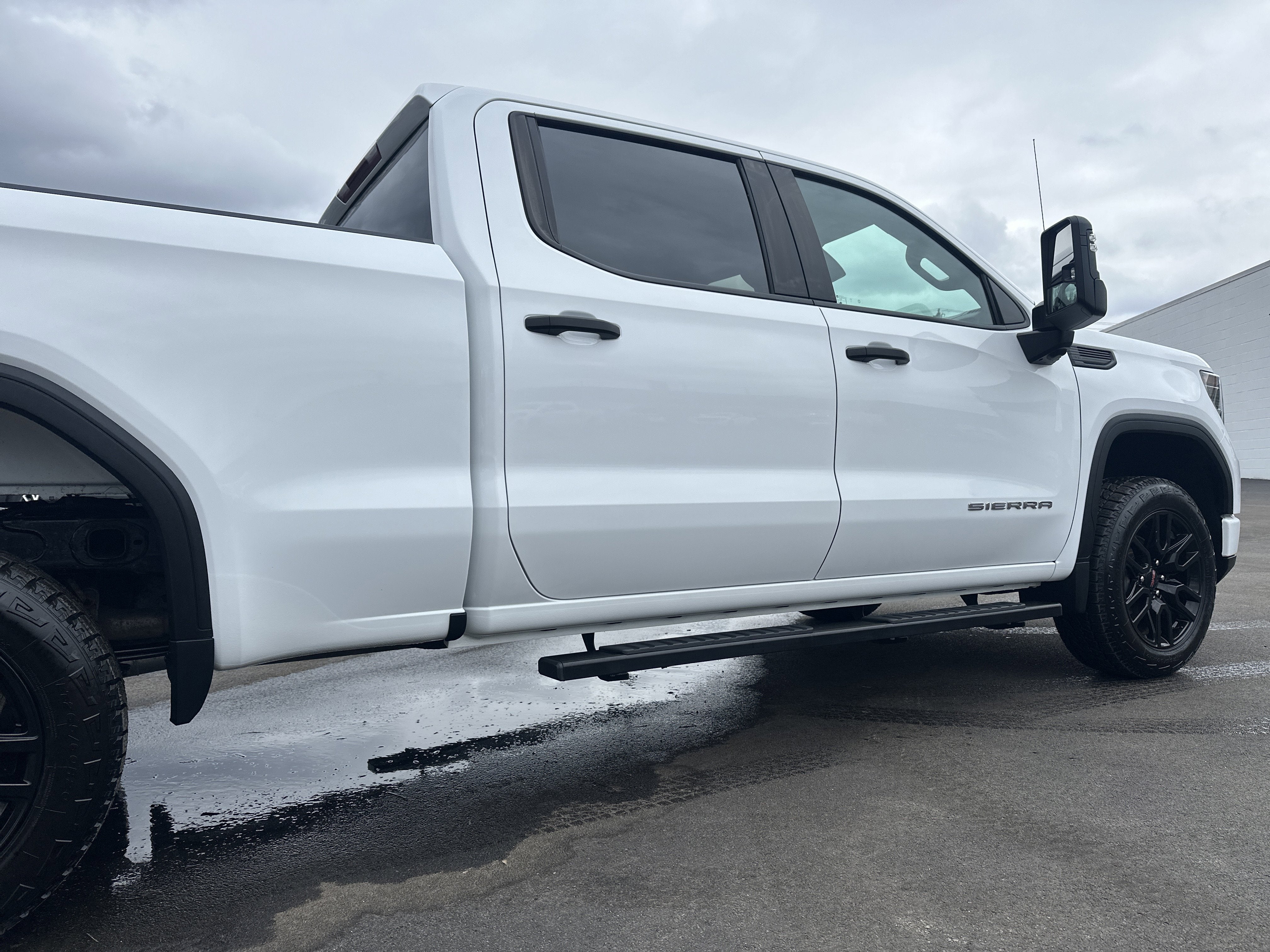 2023 GMC Sierra 1500 Pro