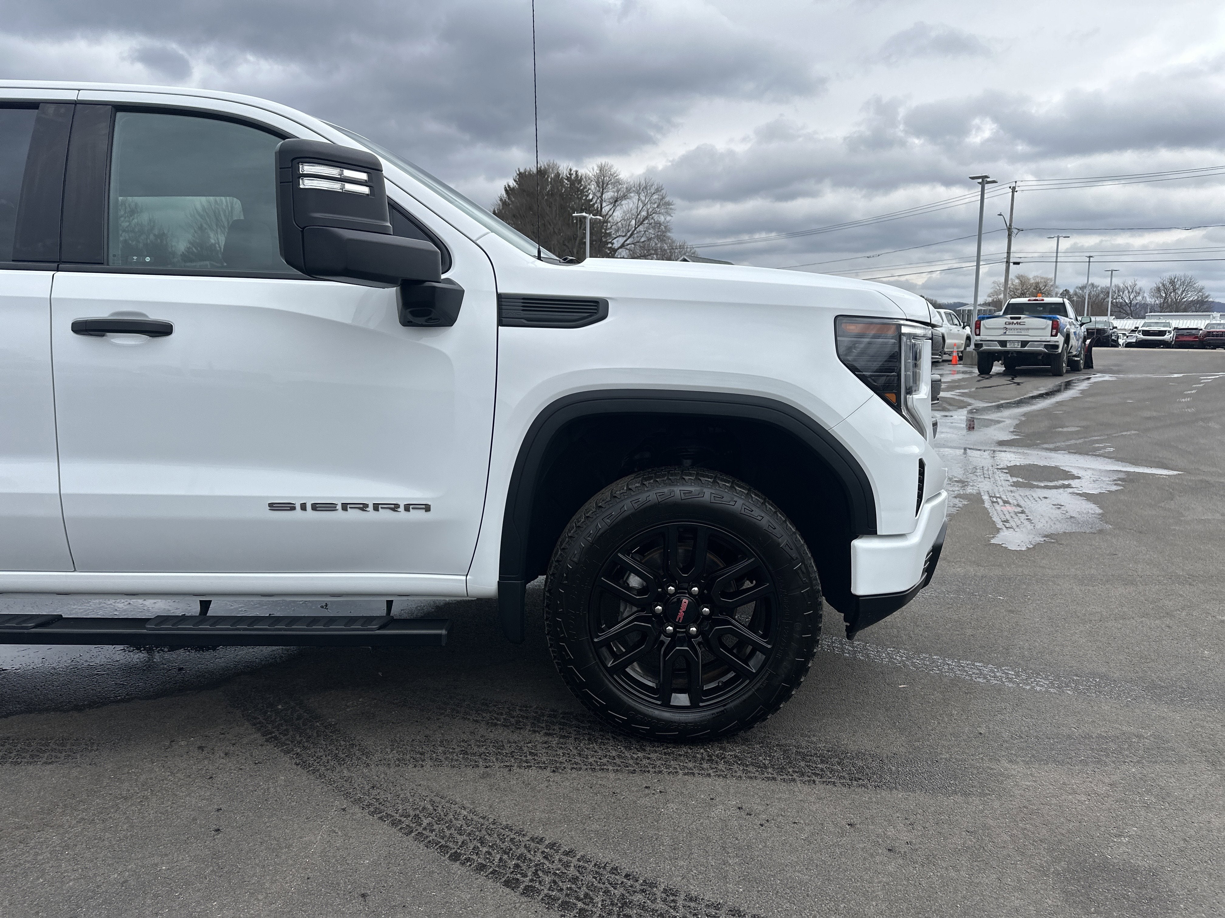 2023 GMC Sierra 1500 Pro