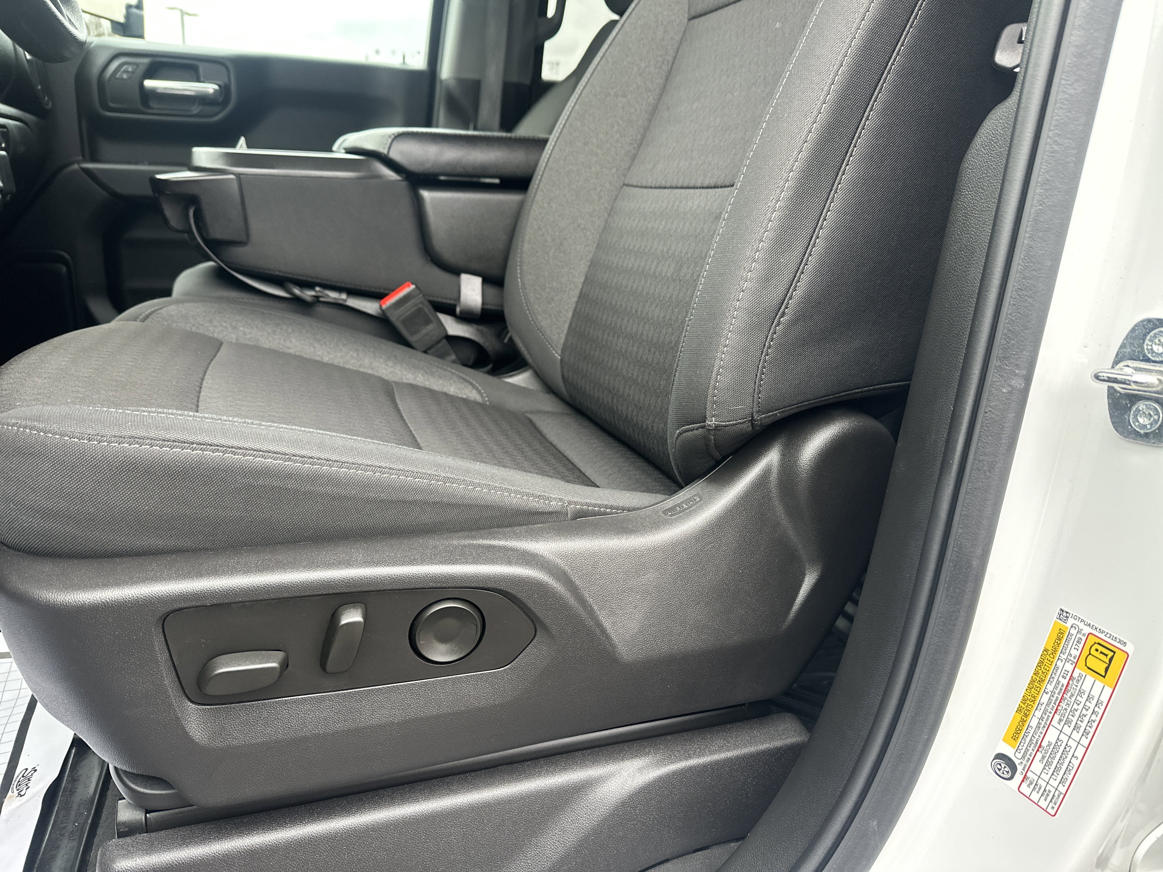 2023 GMC Sierra 1500 Pro