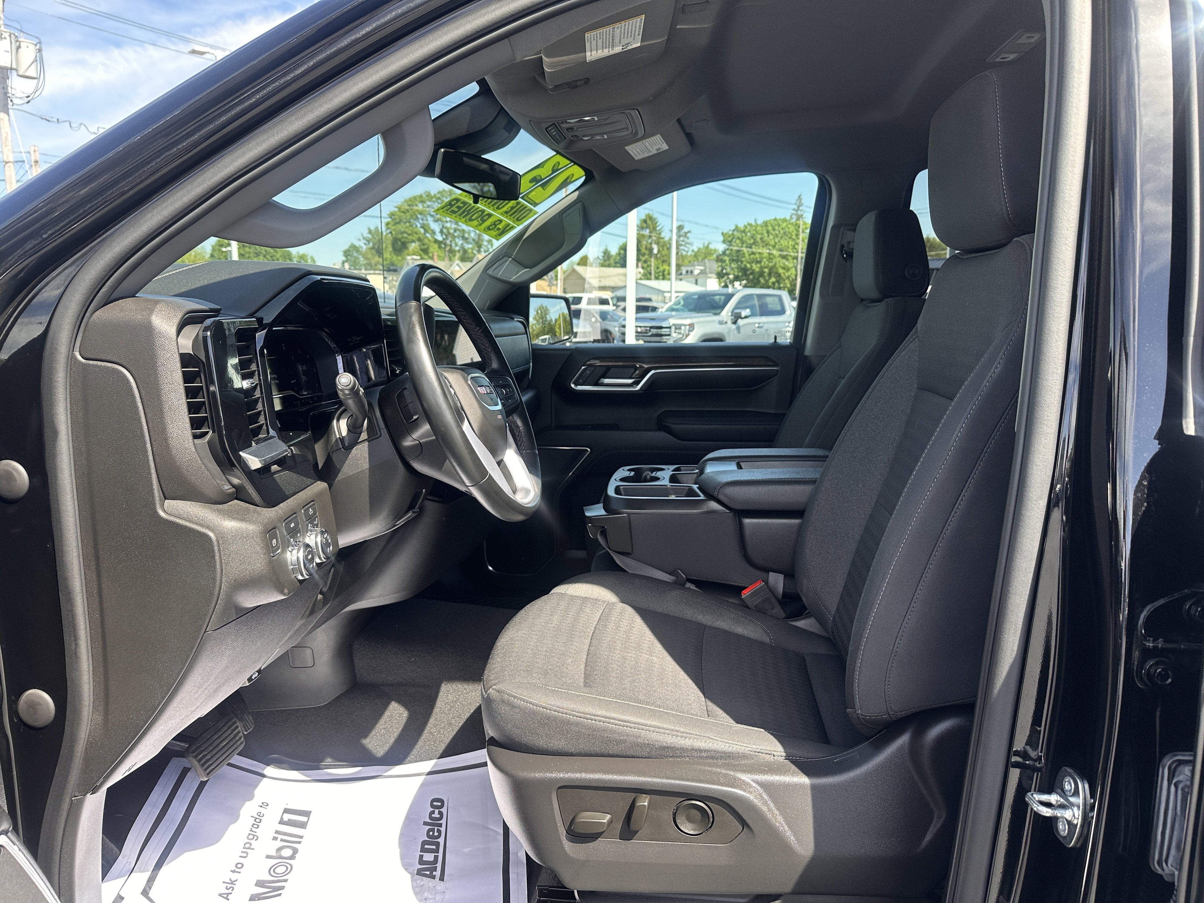 2023 GMC Sierra 1500 SLE