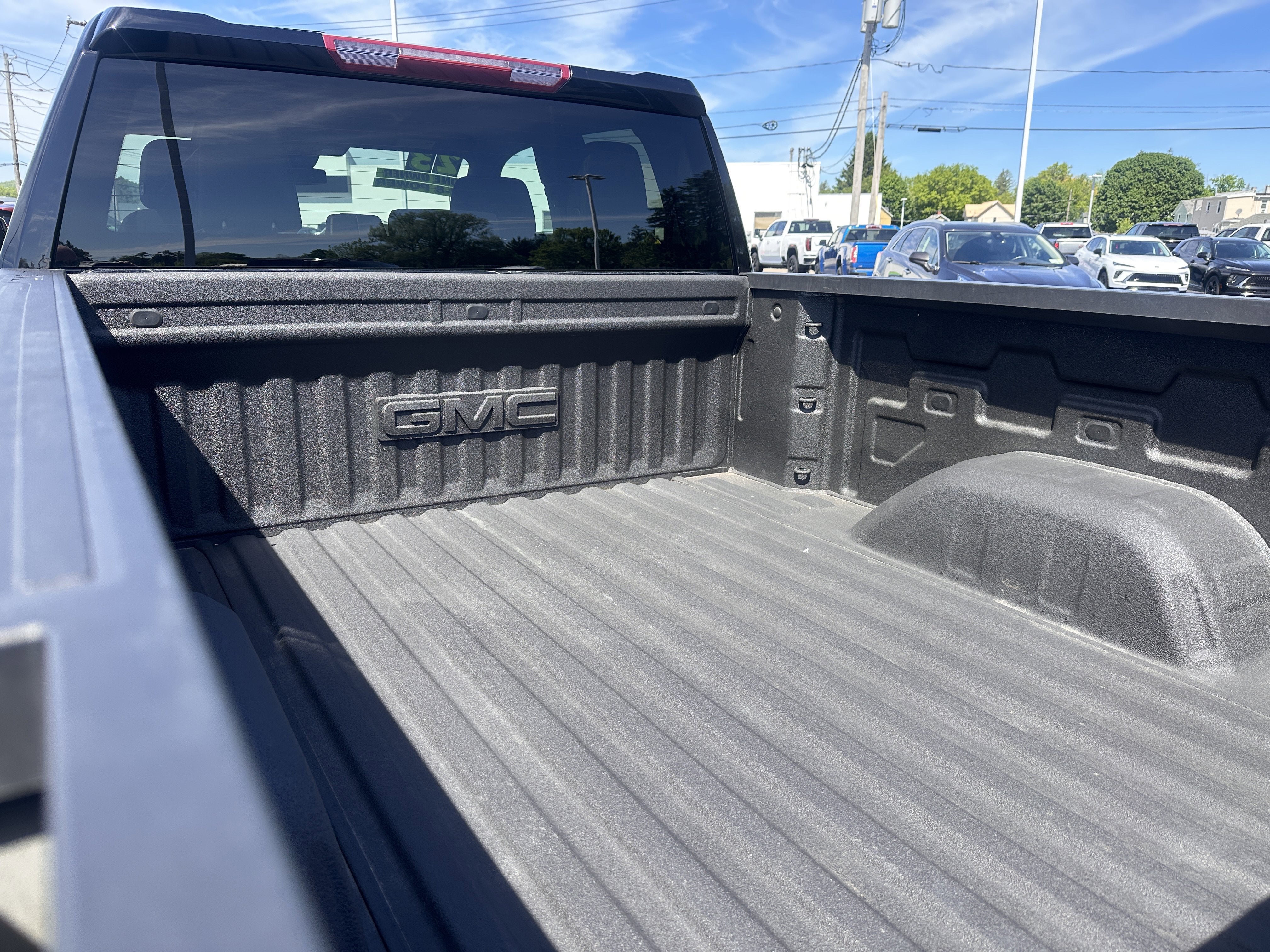 2023 GMC Sierra 1500 SLE