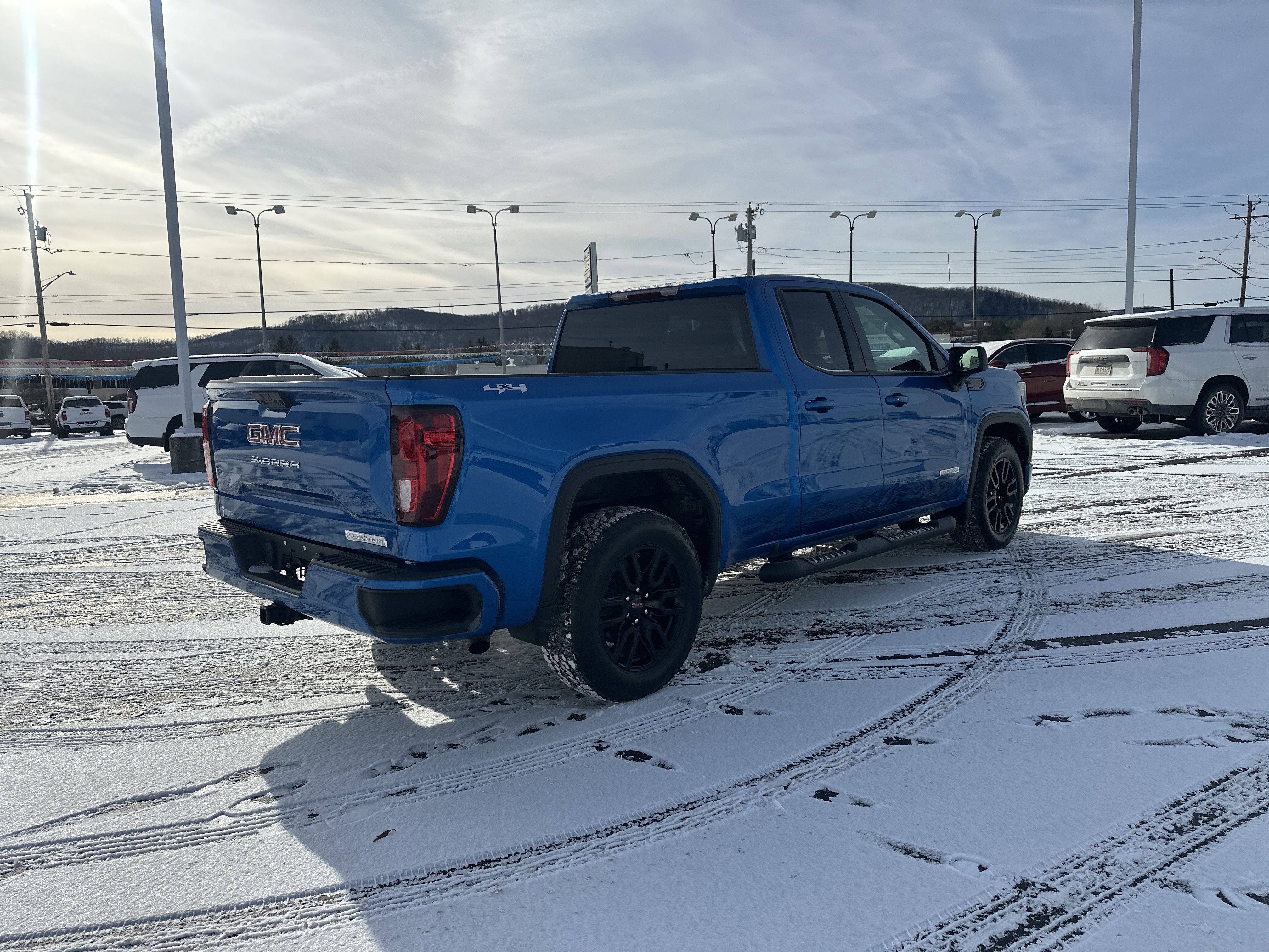 2023 GMC Sierra 1500 Elevation