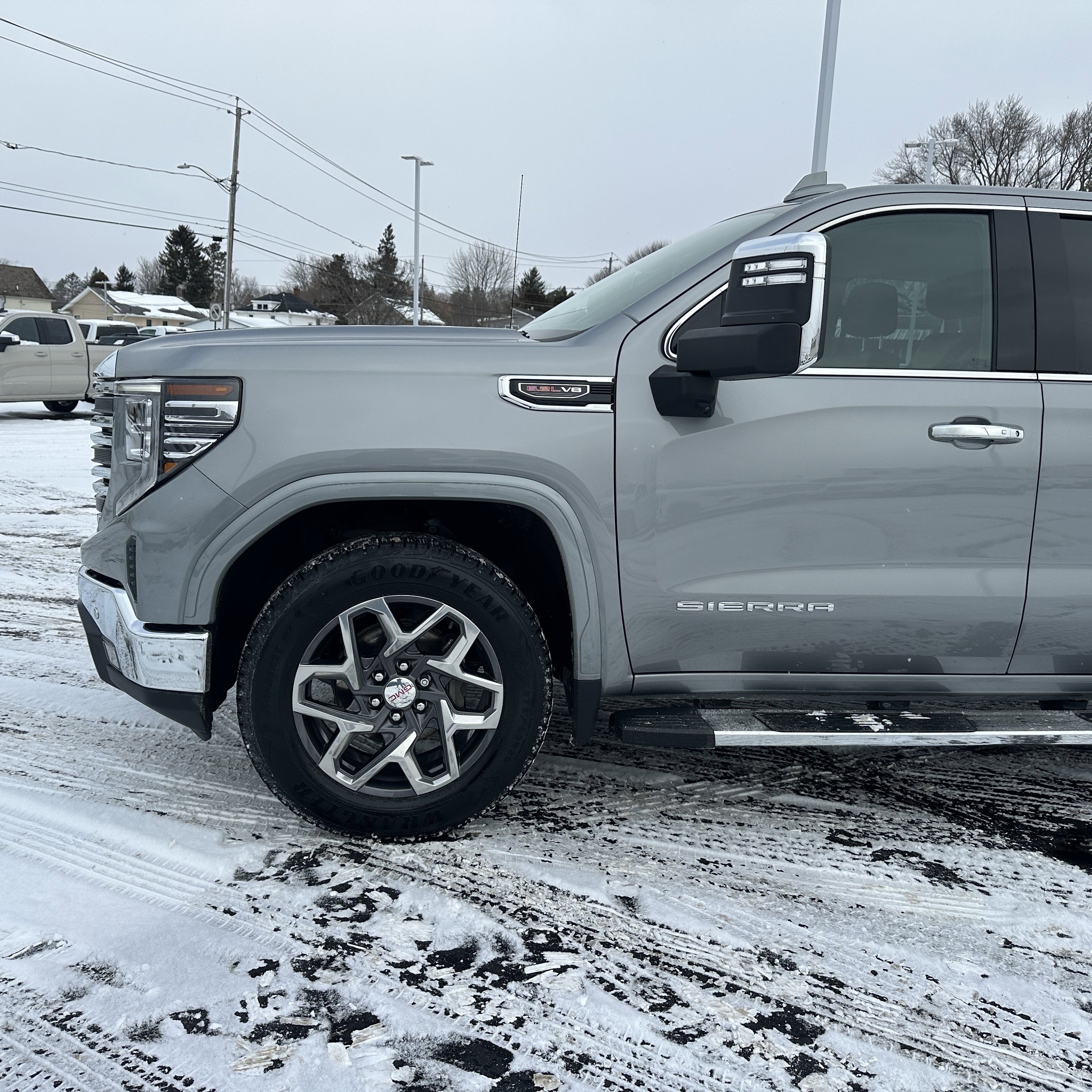 2023 GMC Sierra 1500 SLT