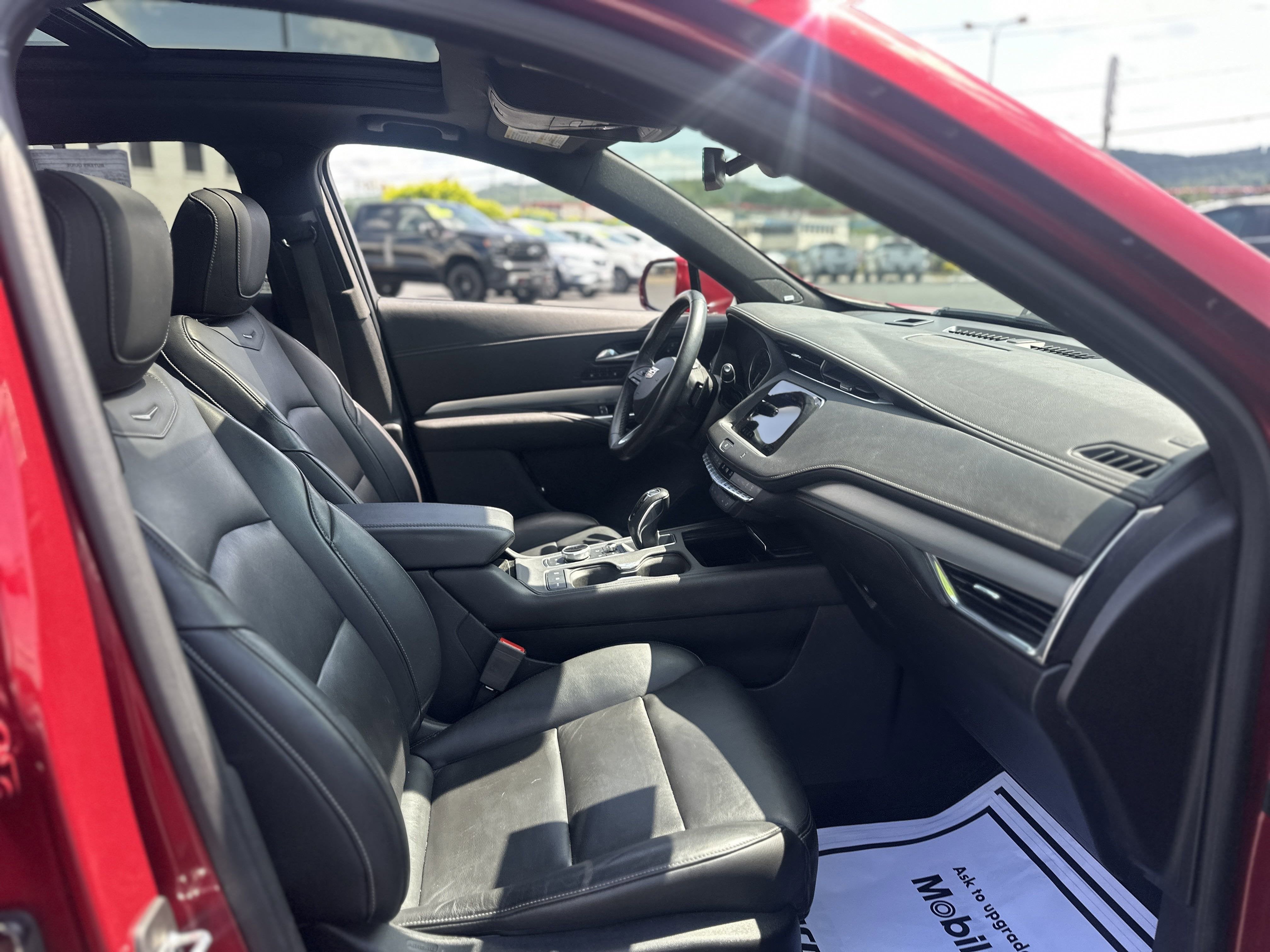 2019 Cadillac XT4 AWD Premium Luxury