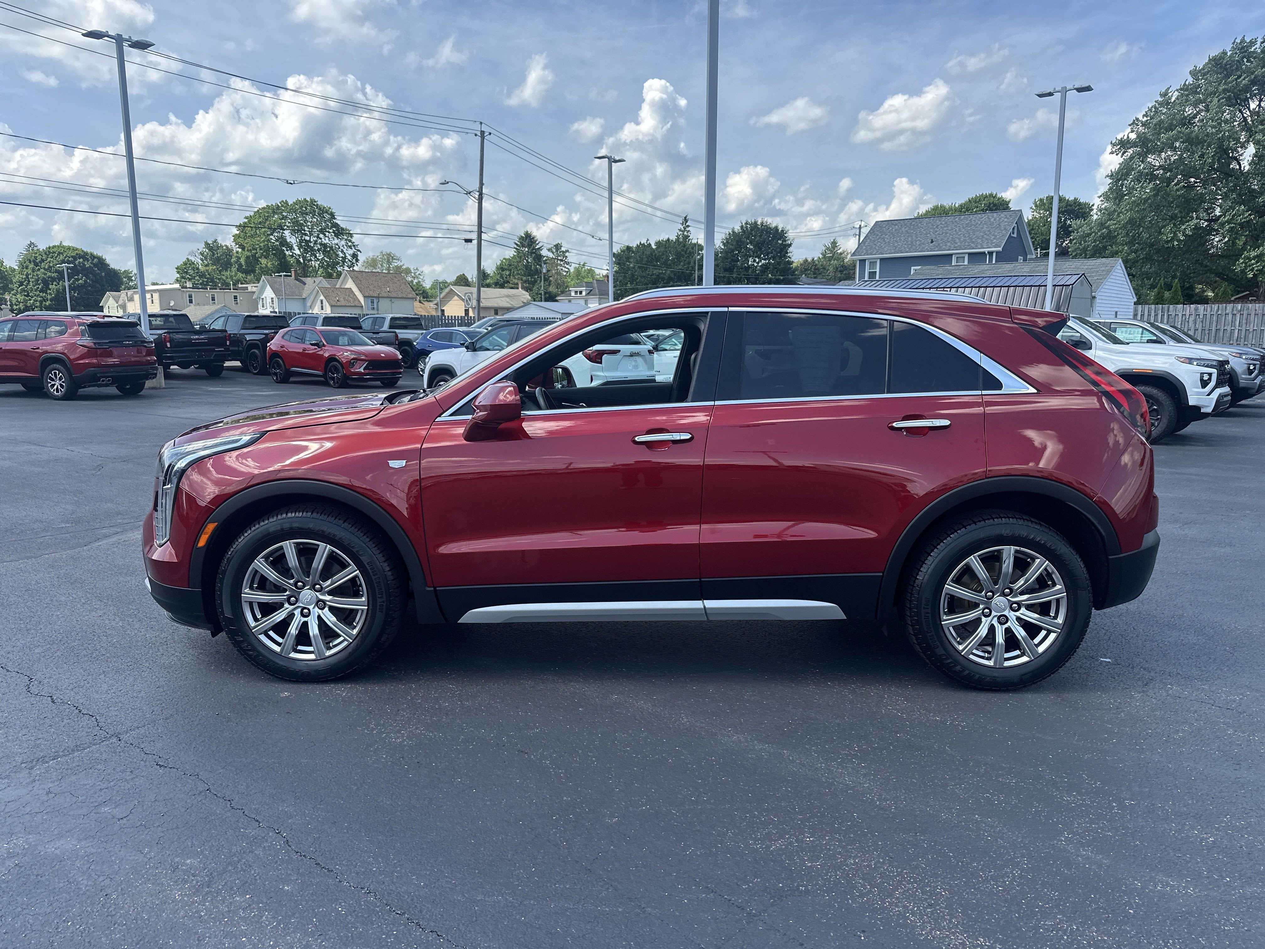 2019 Cadillac XT4 AWD Premium Luxury