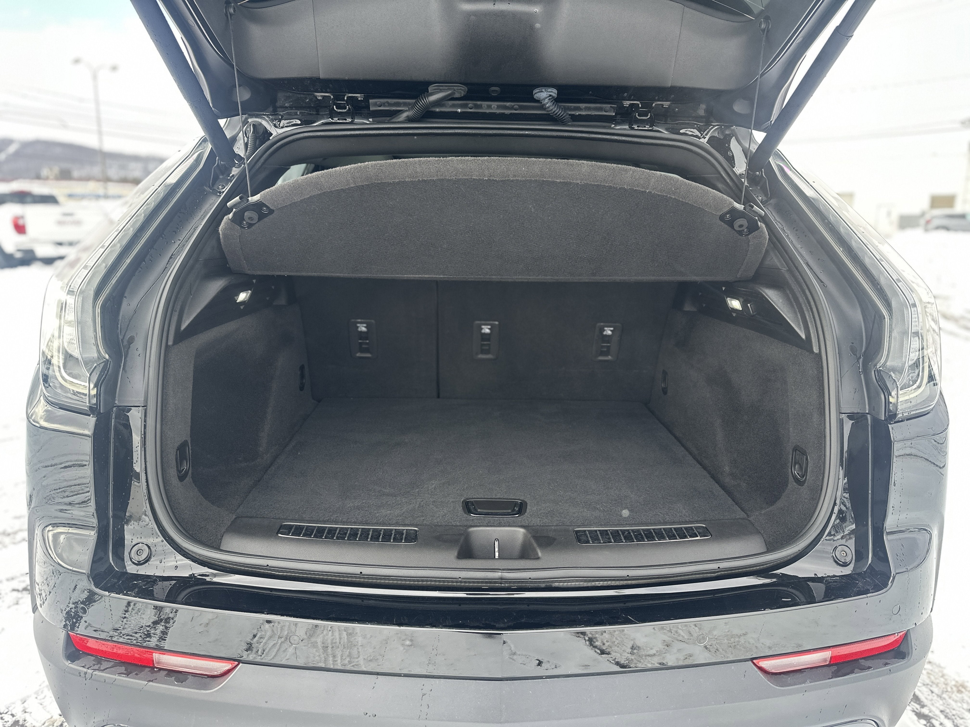 2022 Cadillac XT4 Sport