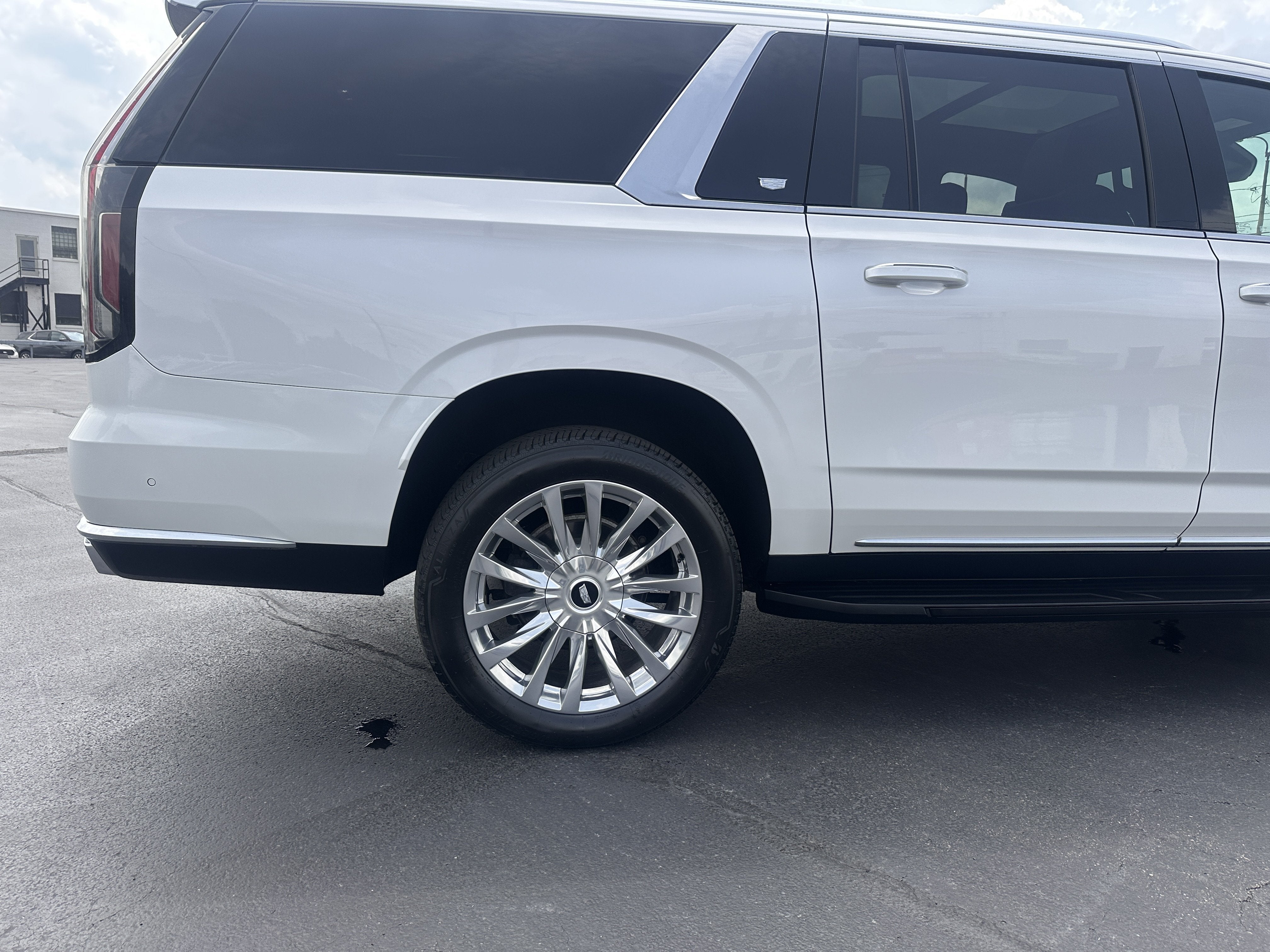 2023 Cadillac Escalade ESV Premium Luxury