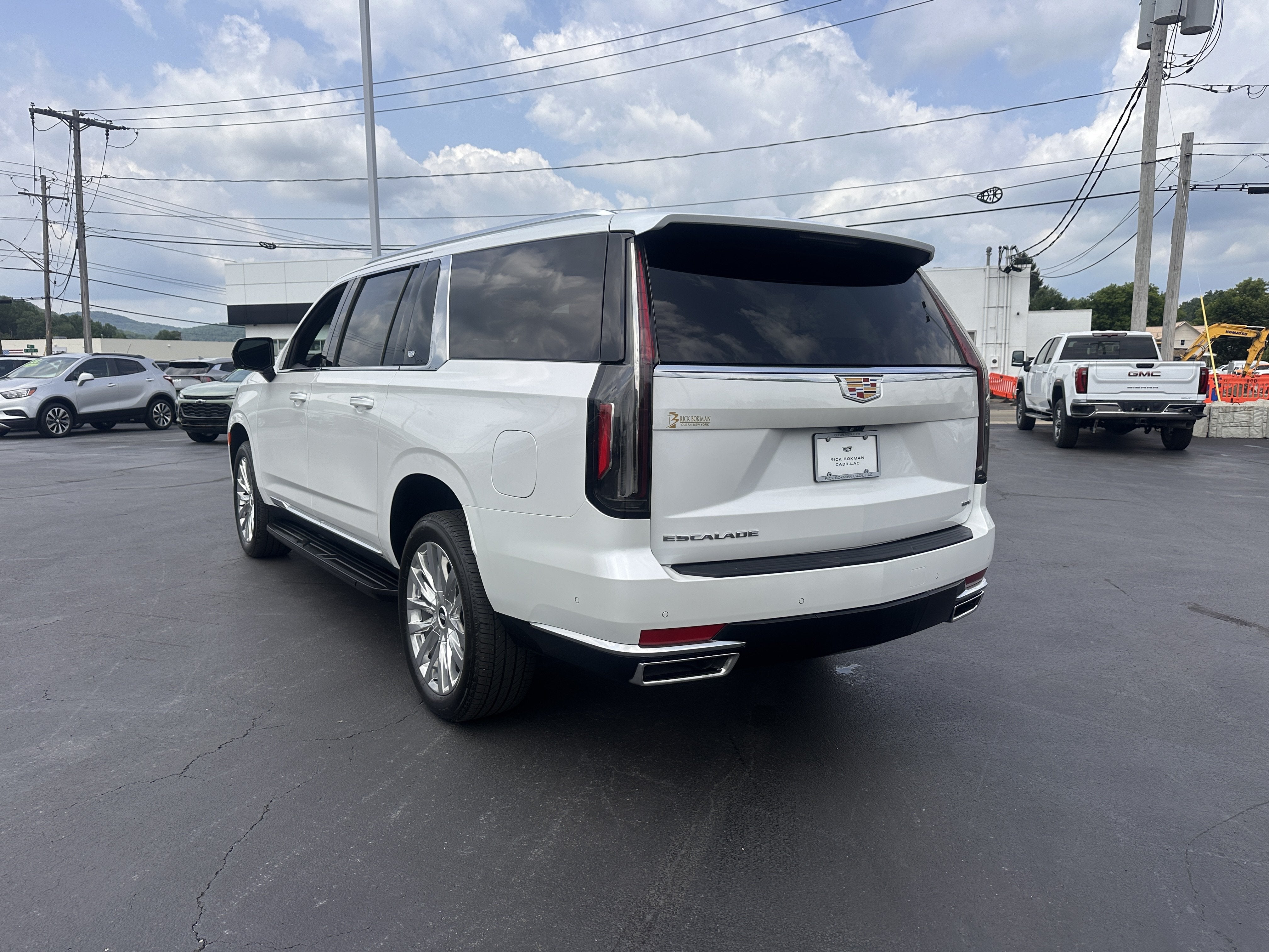 2023 Cadillac Escalade ESV Premium Luxury