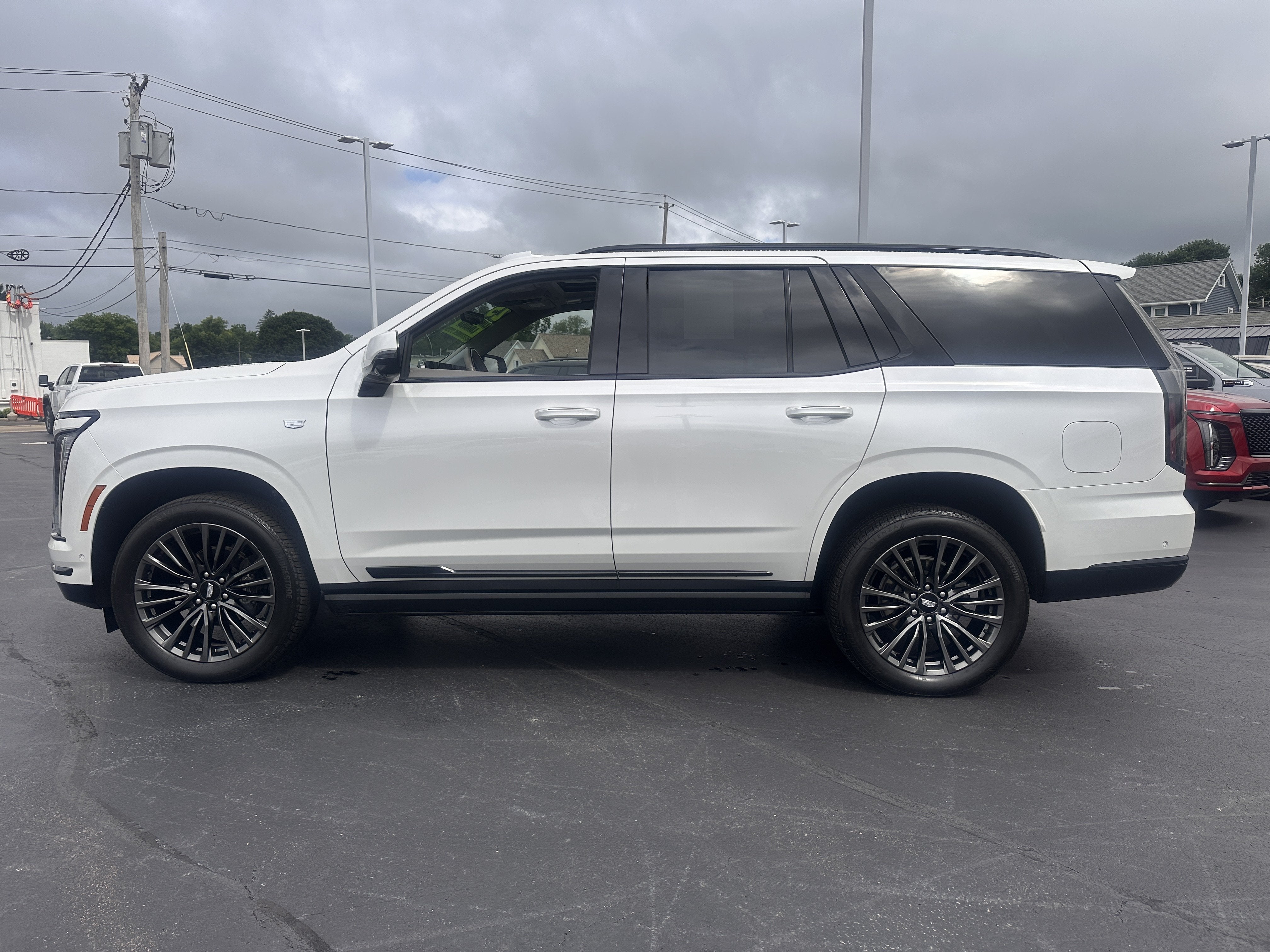 2025 Cadillac Escalade Sport Platinum