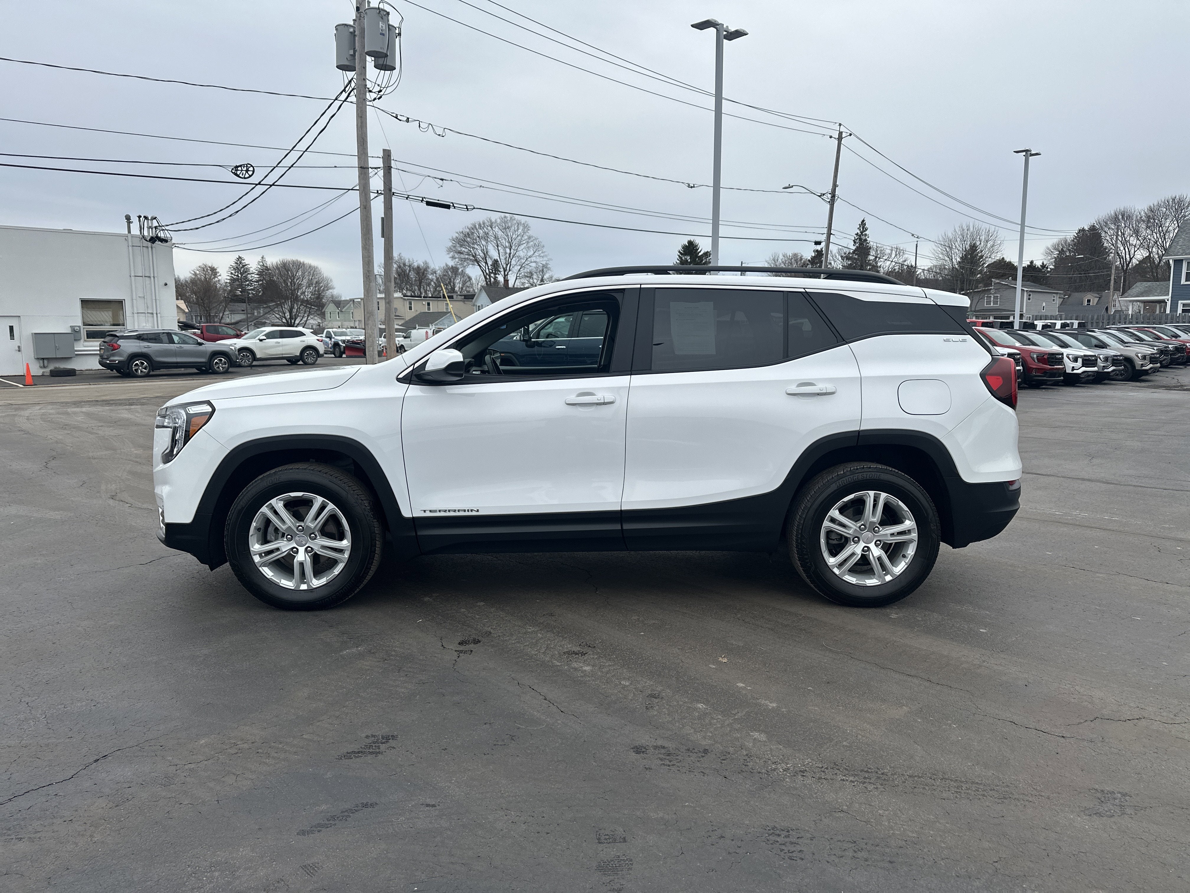 2024 GMC Terrain SLE