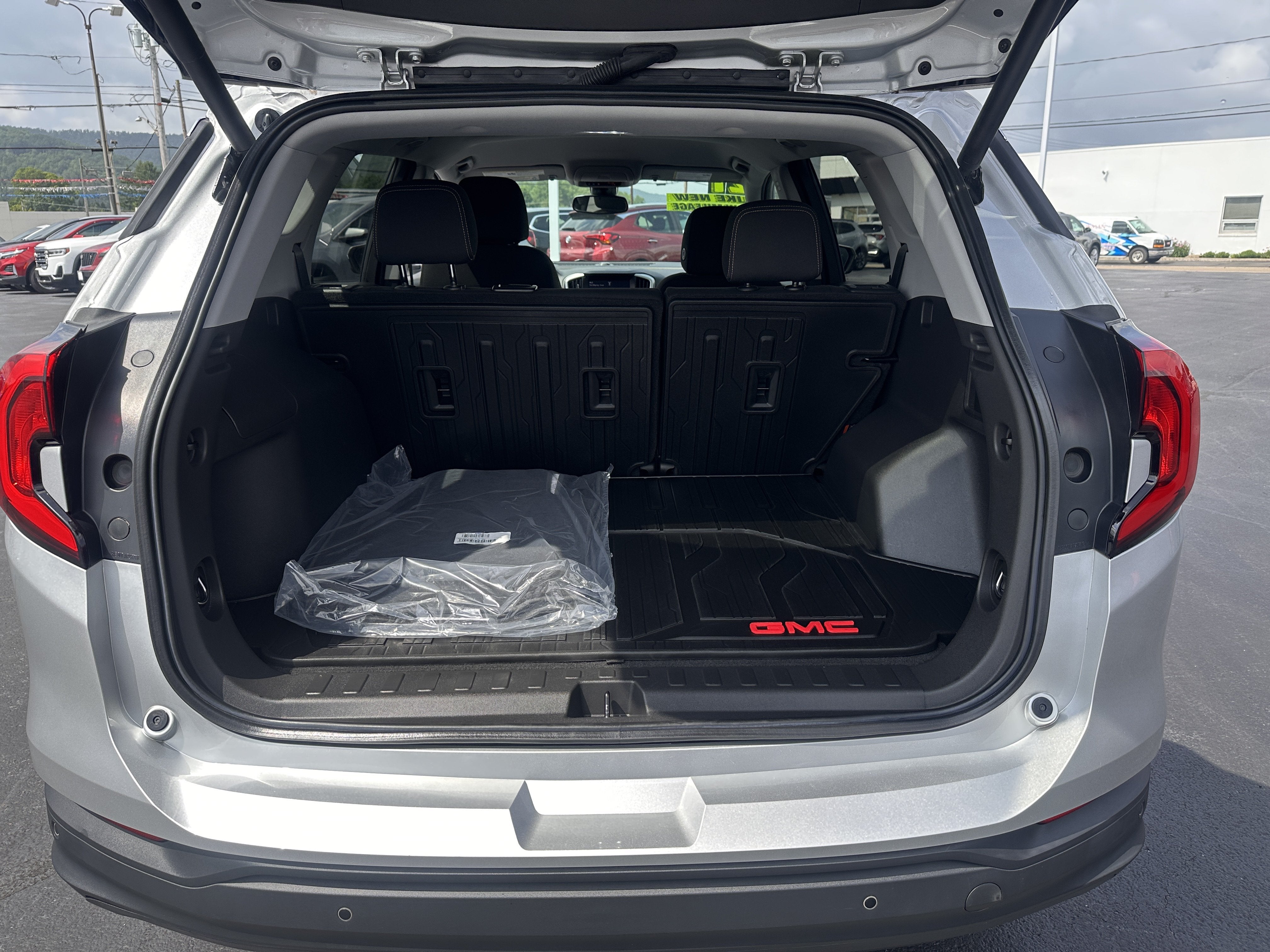 2021 GMC Terrain SLE