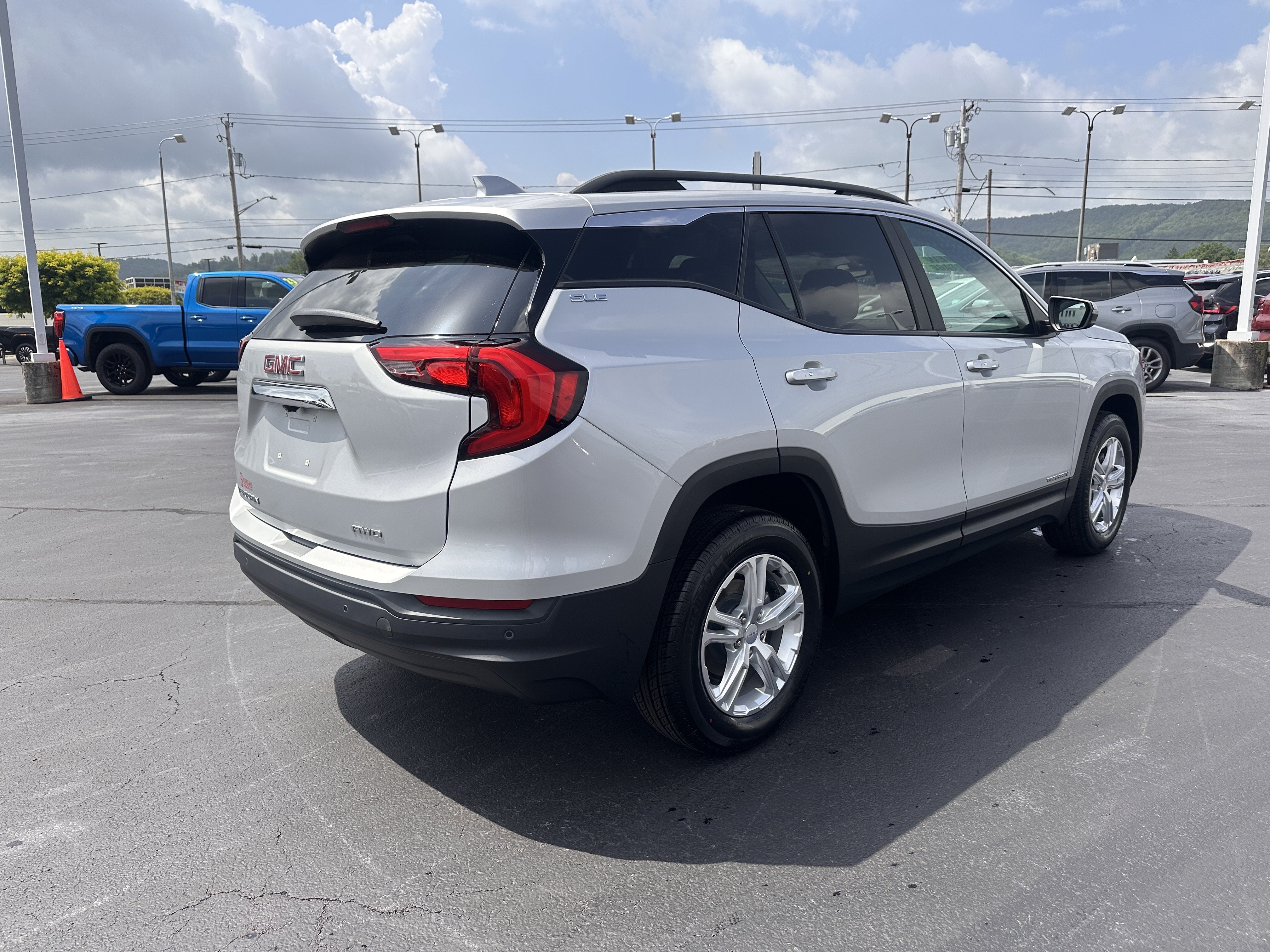 2021 GMC Terrain SLE