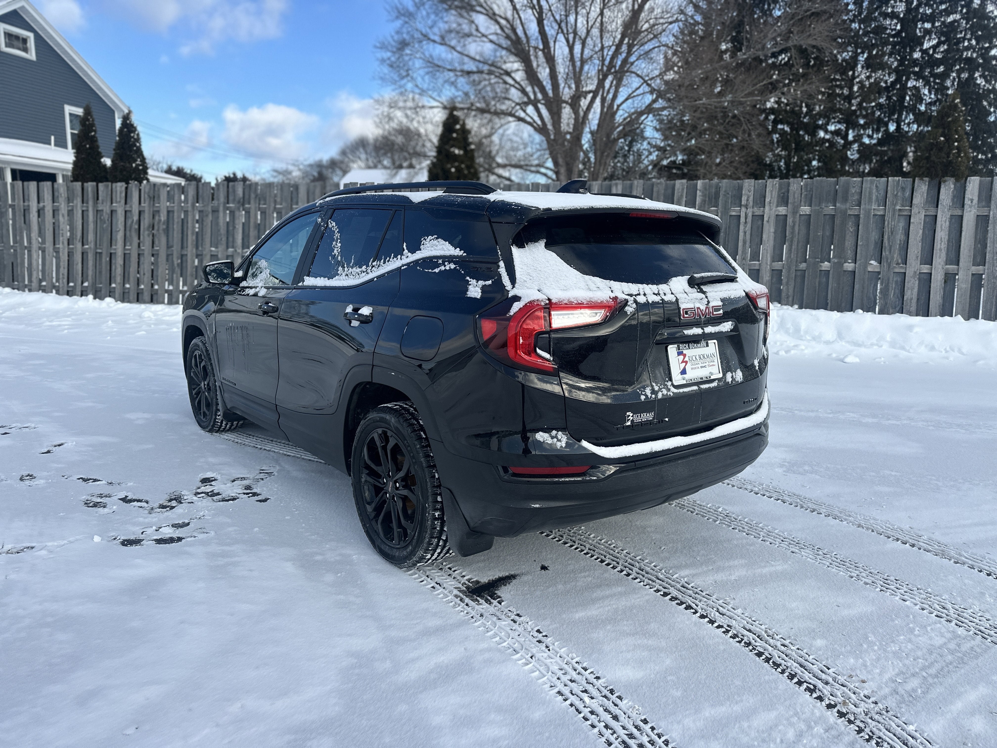 2022 GMC Terrain SLE