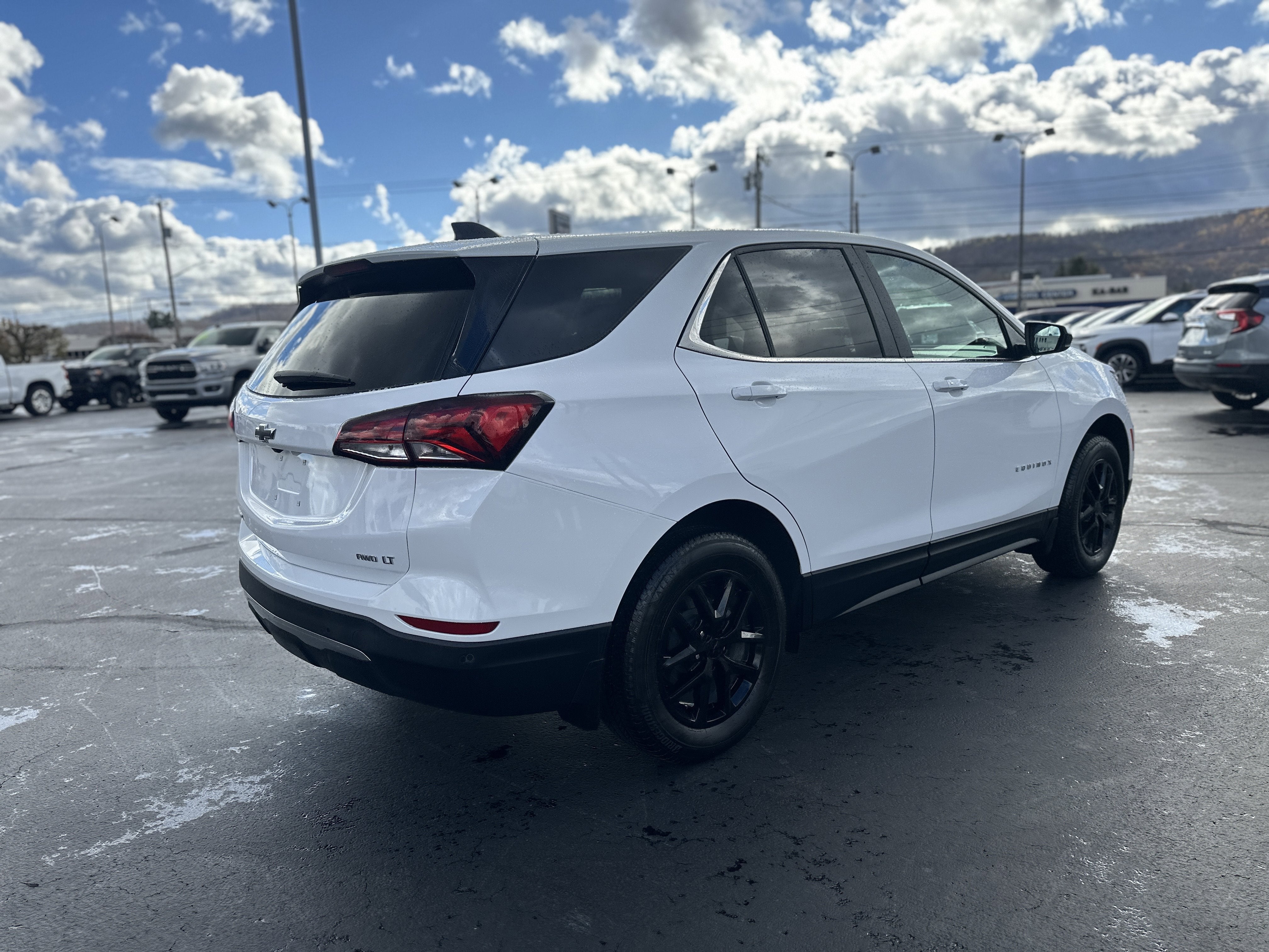 2023 Chevrolet Equinox LT