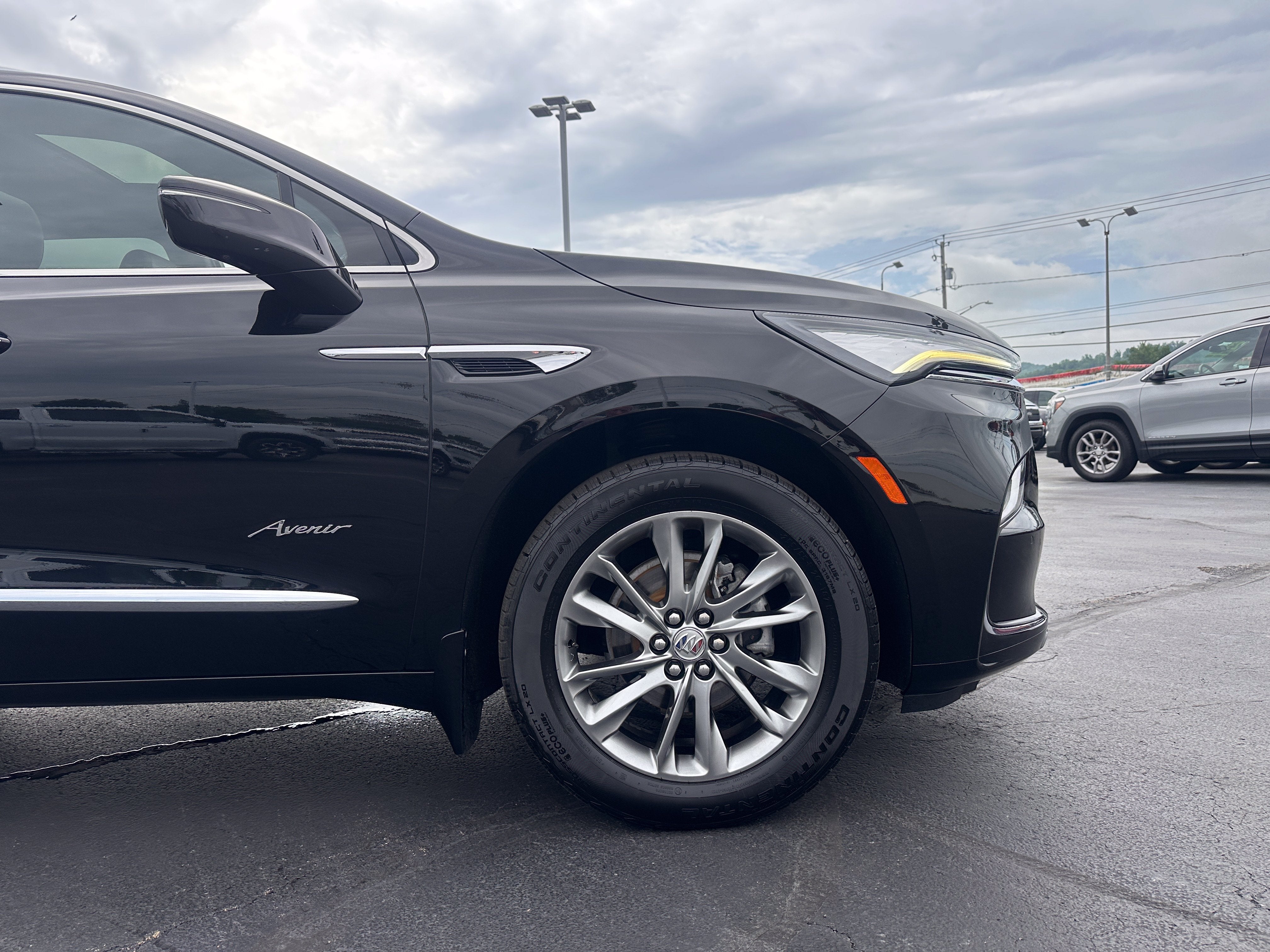 2023 Buick Enclave Avenir