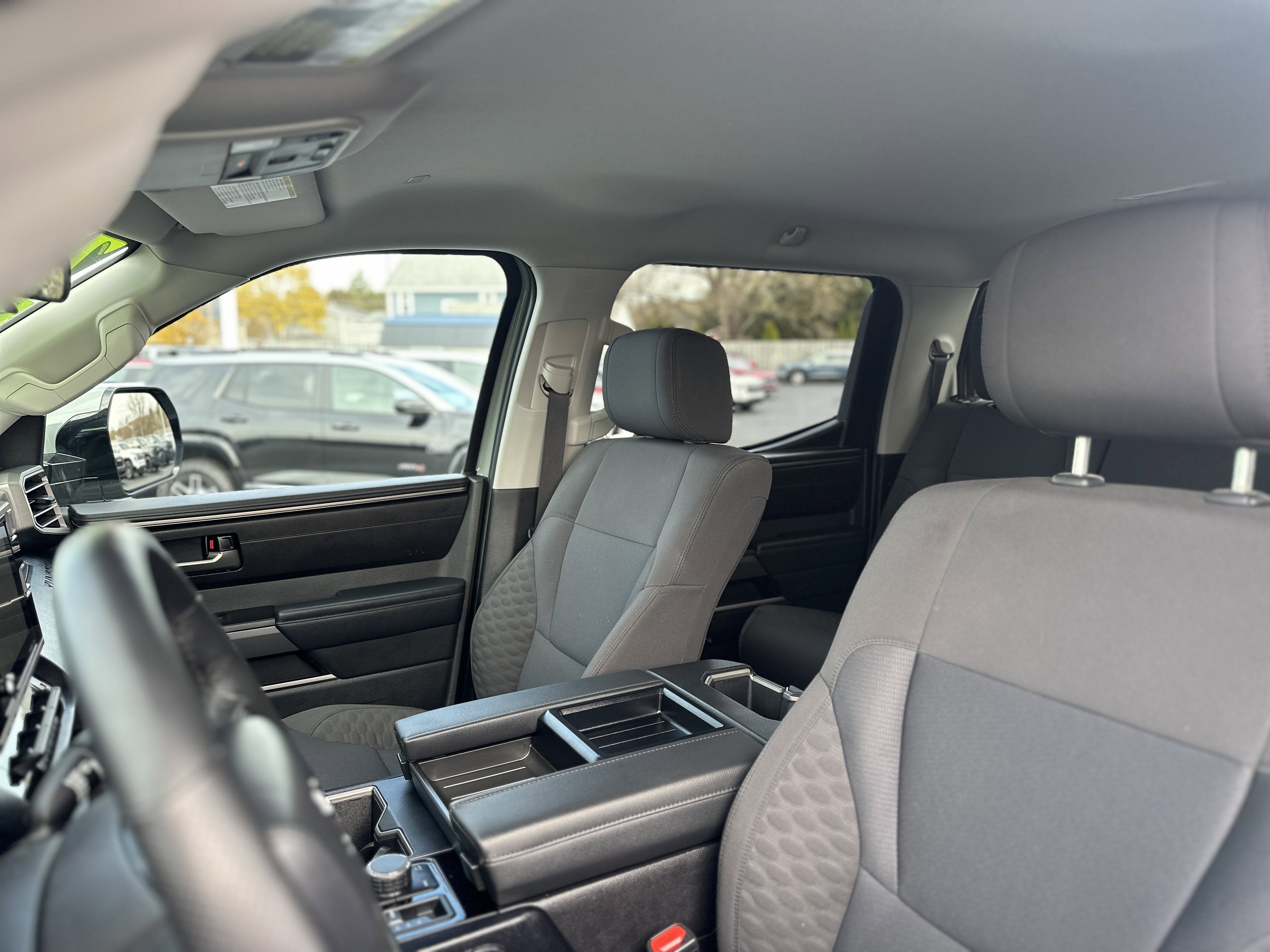 2024 Toyota Tundra 4WD SR5