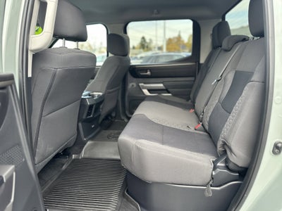 2024 Toyota Tundra 4WD SR5
